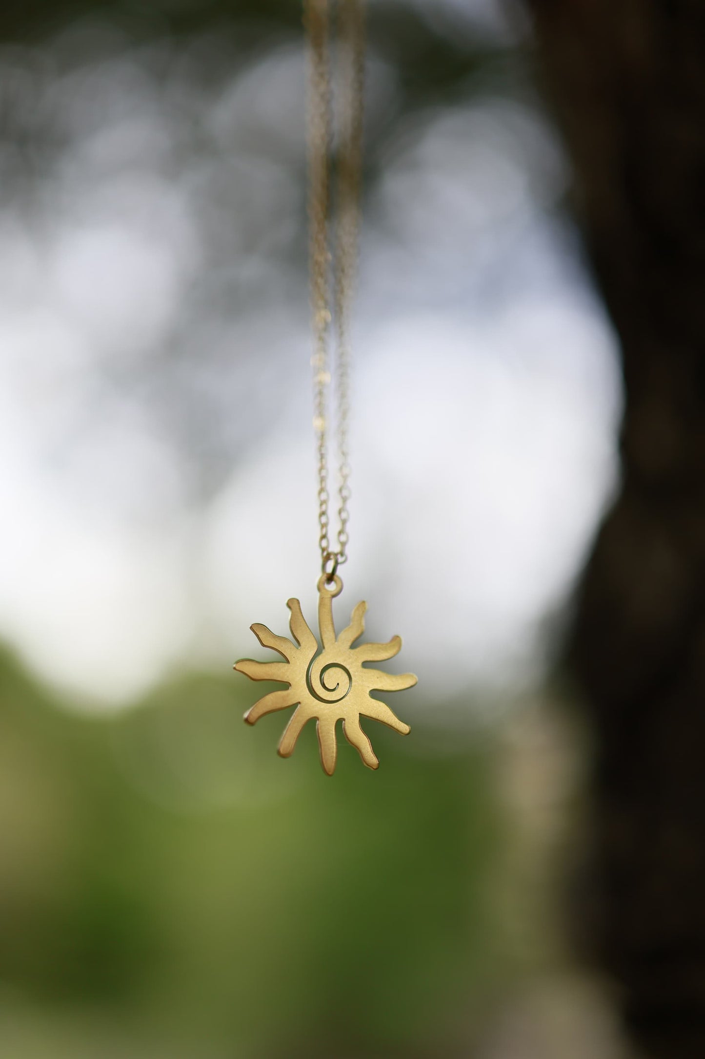 The Light Keeper - Gold plated necklace