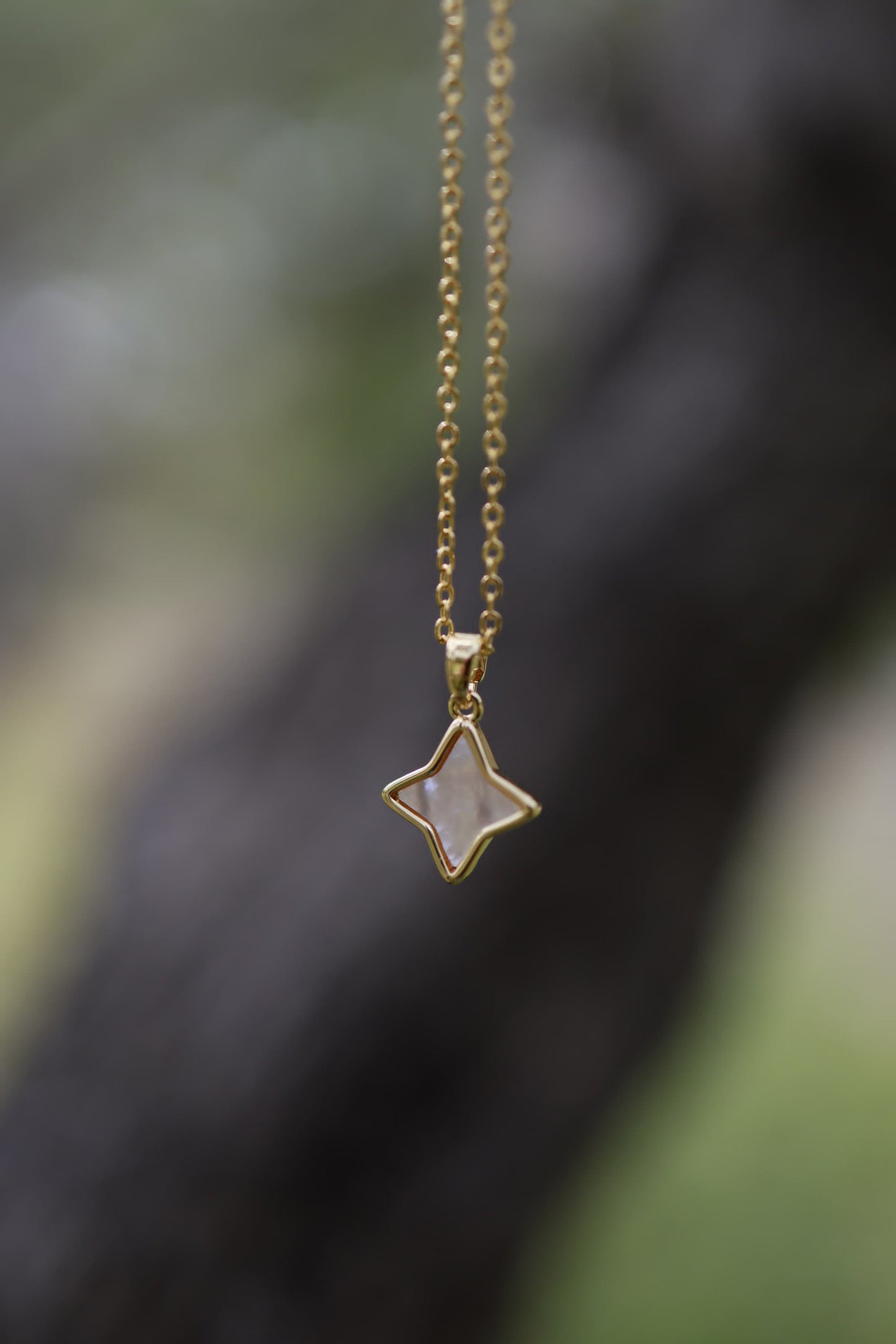 The Shimmer Drop - Gold plated necklace
