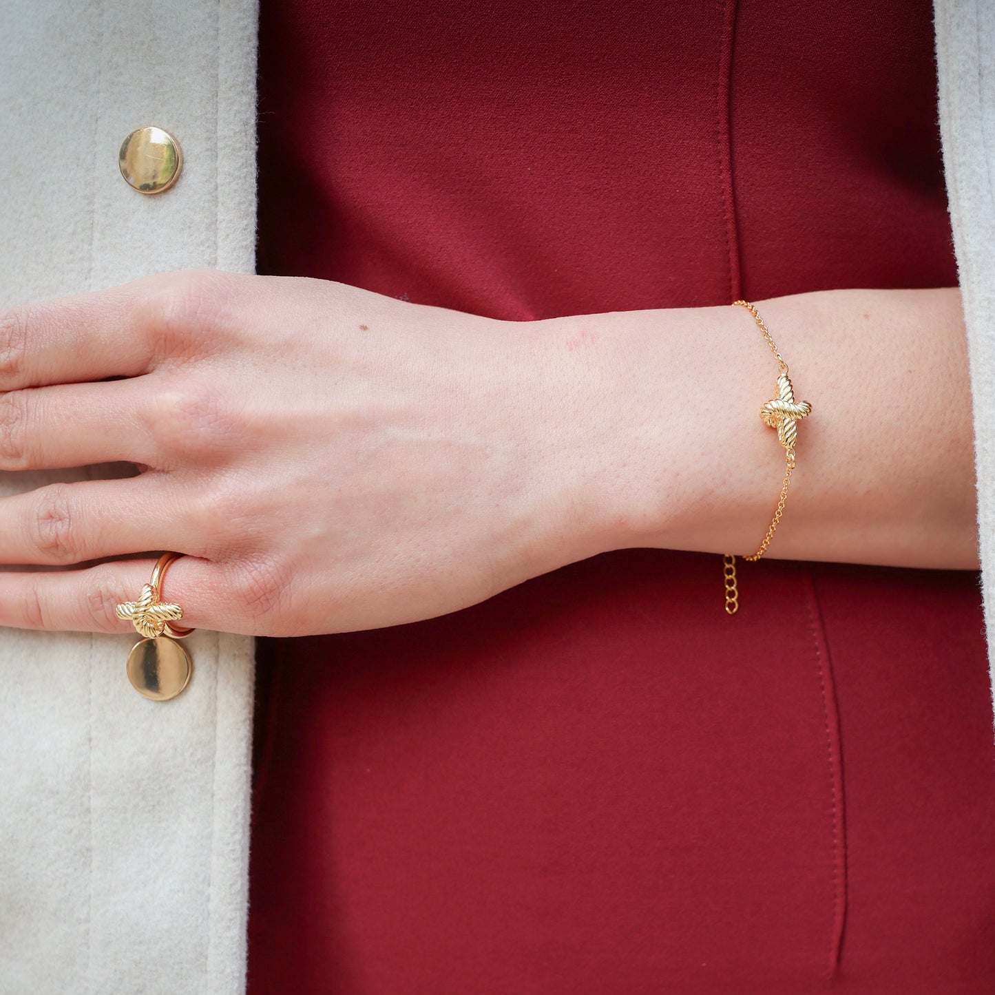 The Gentle Hold - Gold-plated bracelet (women)